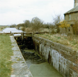 P10748